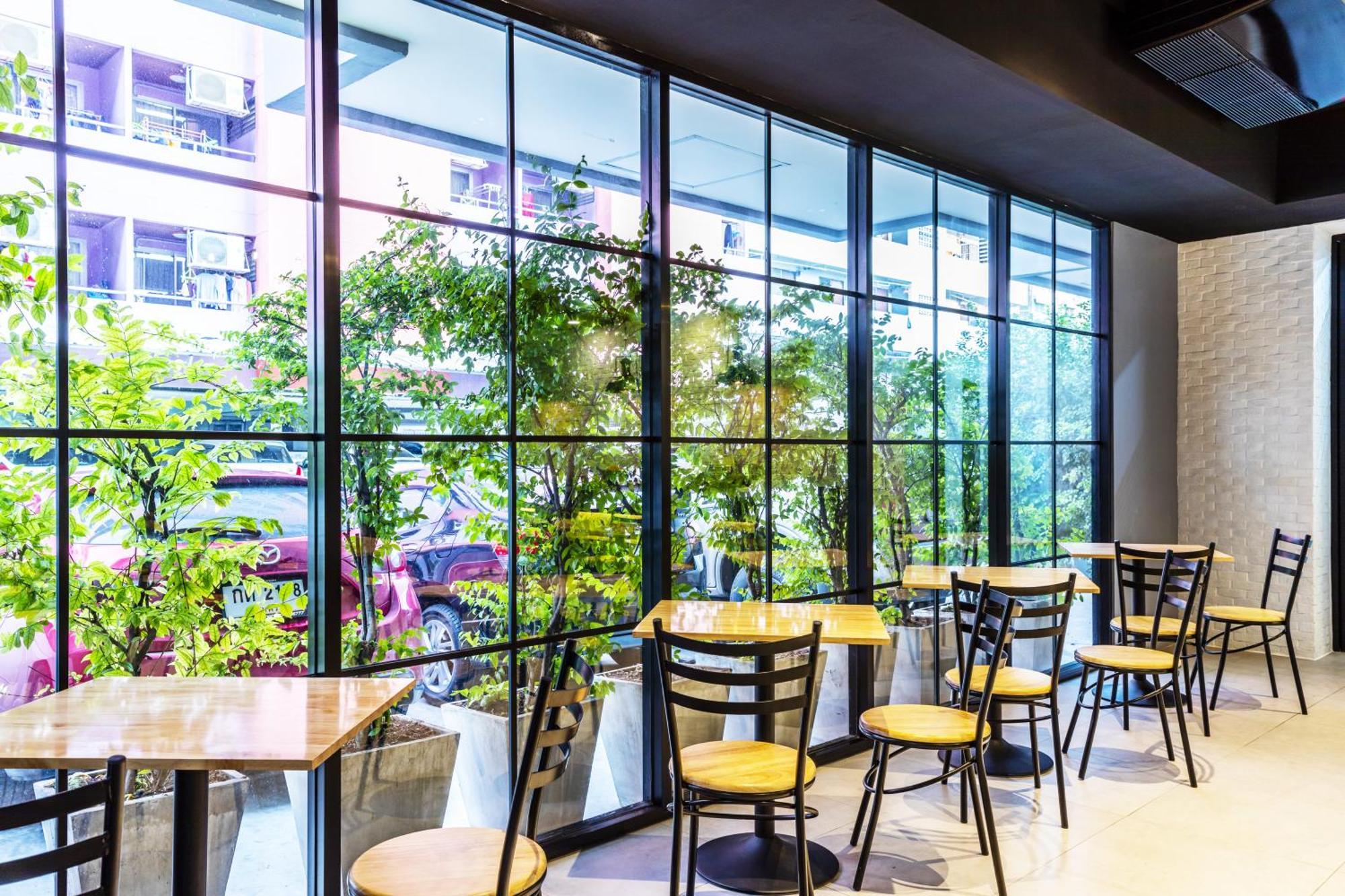 Aliz Hotel Nonthaburi Extérieur photo