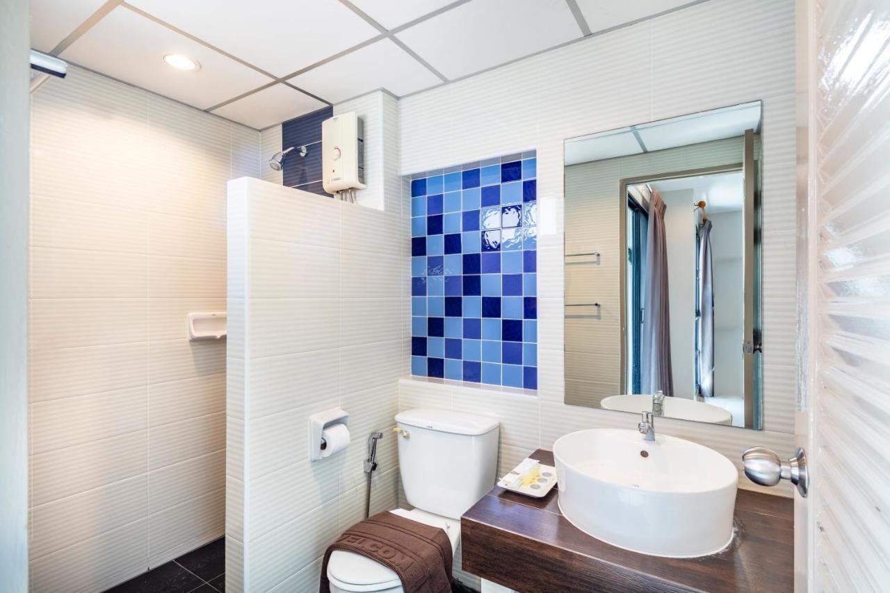 Aliz Hotel Nonthaburi Extérieur photo